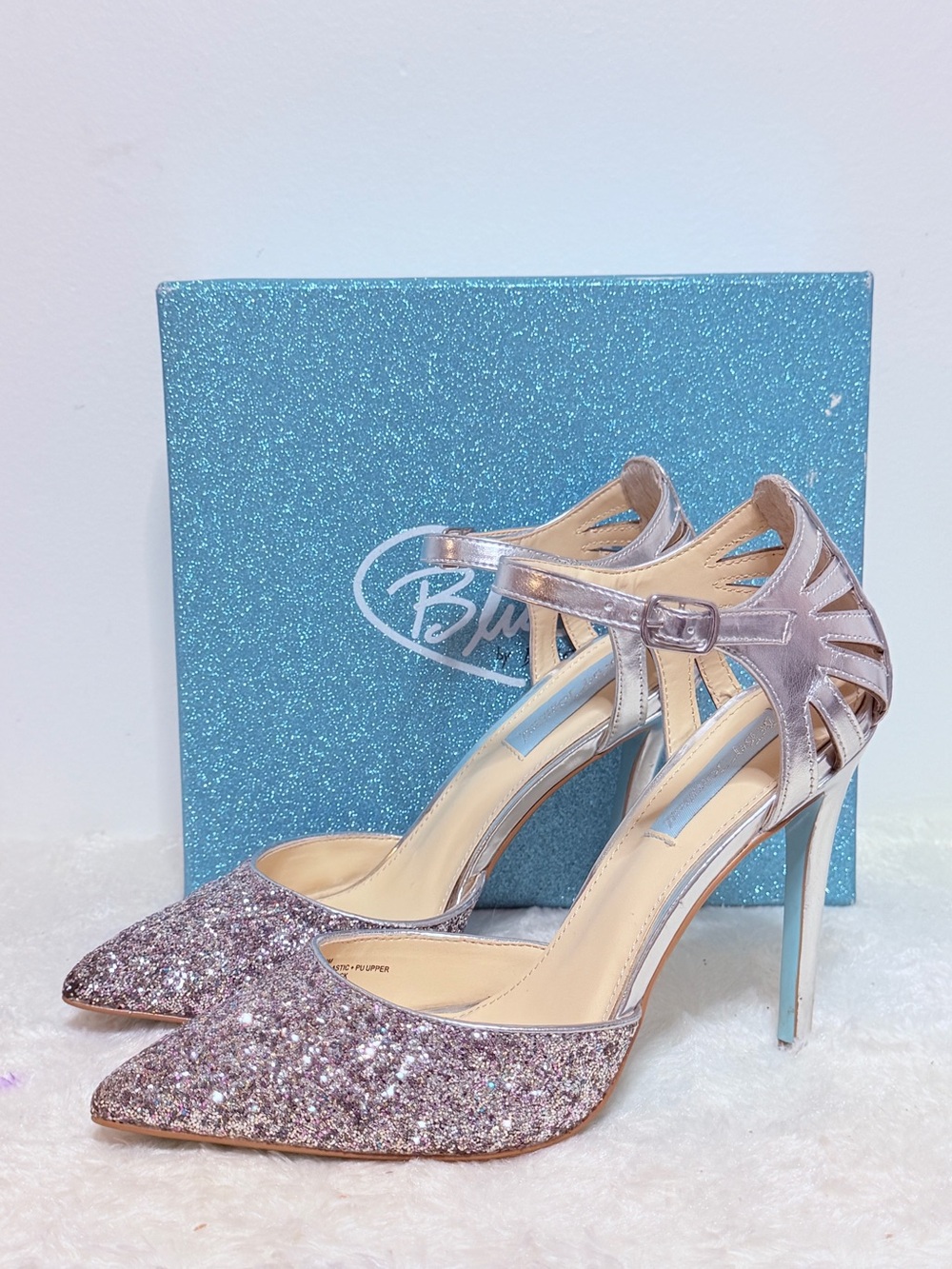 Betsey Johnson Women's Metallic Avery Evening Pumps Silver Glitter 9M